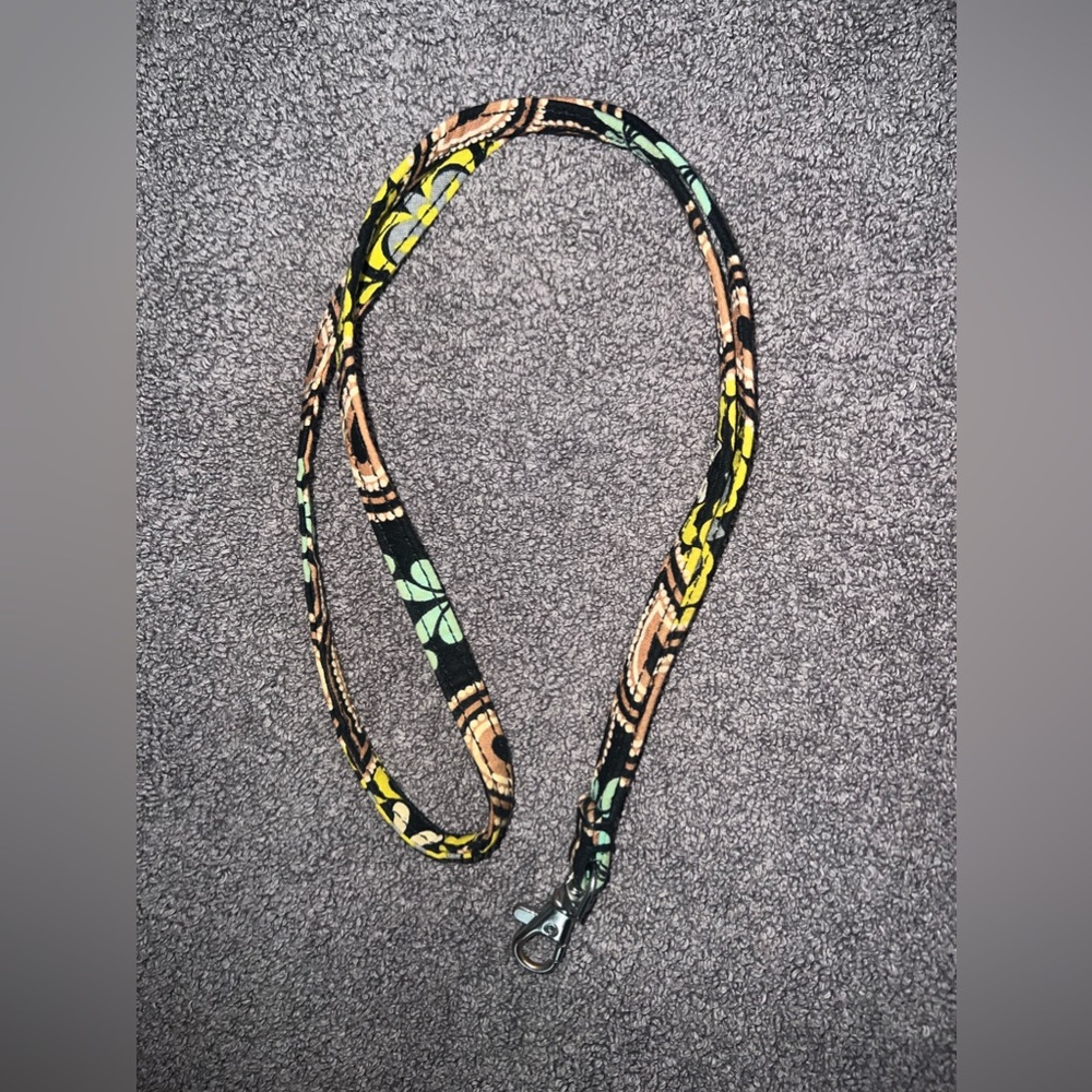 USED VERA BRADLEY SIERRA LANYARD